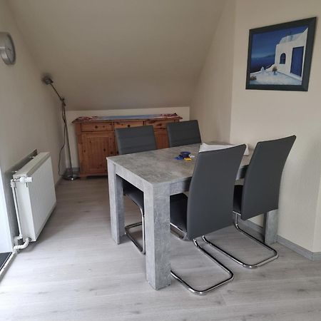 Ferienwohnungen Oeker - Whg 2 - Familiengerechte Fewo Mit 2 Sz, Nur Wenige Gehminuten Zum Hauptstrand Grömitz Exterior foto